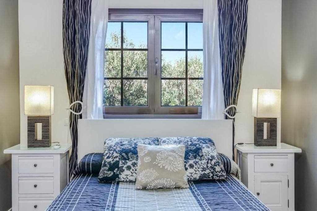 Villa Cobas Con Piscina Y Privada Triquivijate Kültér fotó