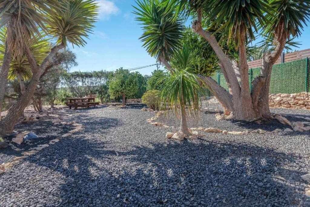 Villa Cobas Con Piscina Y Privada Triquivijate Kültér fotó
