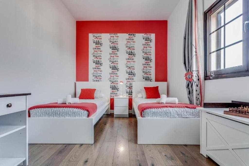 Villa Cobas Con Piscina Y Privada Triquivijate Kültér fotó