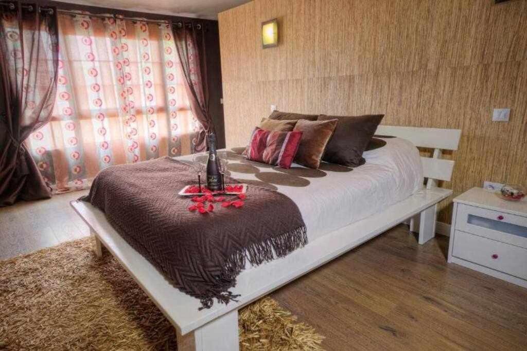 Villa Cobas Con Piscina Y Privada Triquivijate Kültér fotó