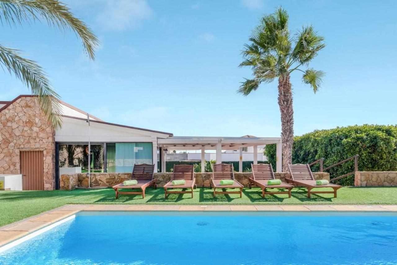 Villa Cobas Con Piscina Y Privada Triquivijate Kültér fotó